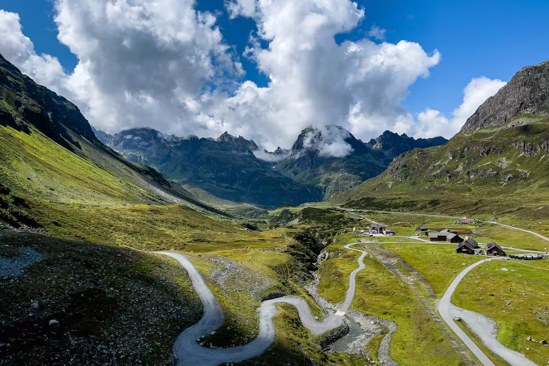 Explore the outdoors of Auvergne-Rhône-Alpes, France with local guides