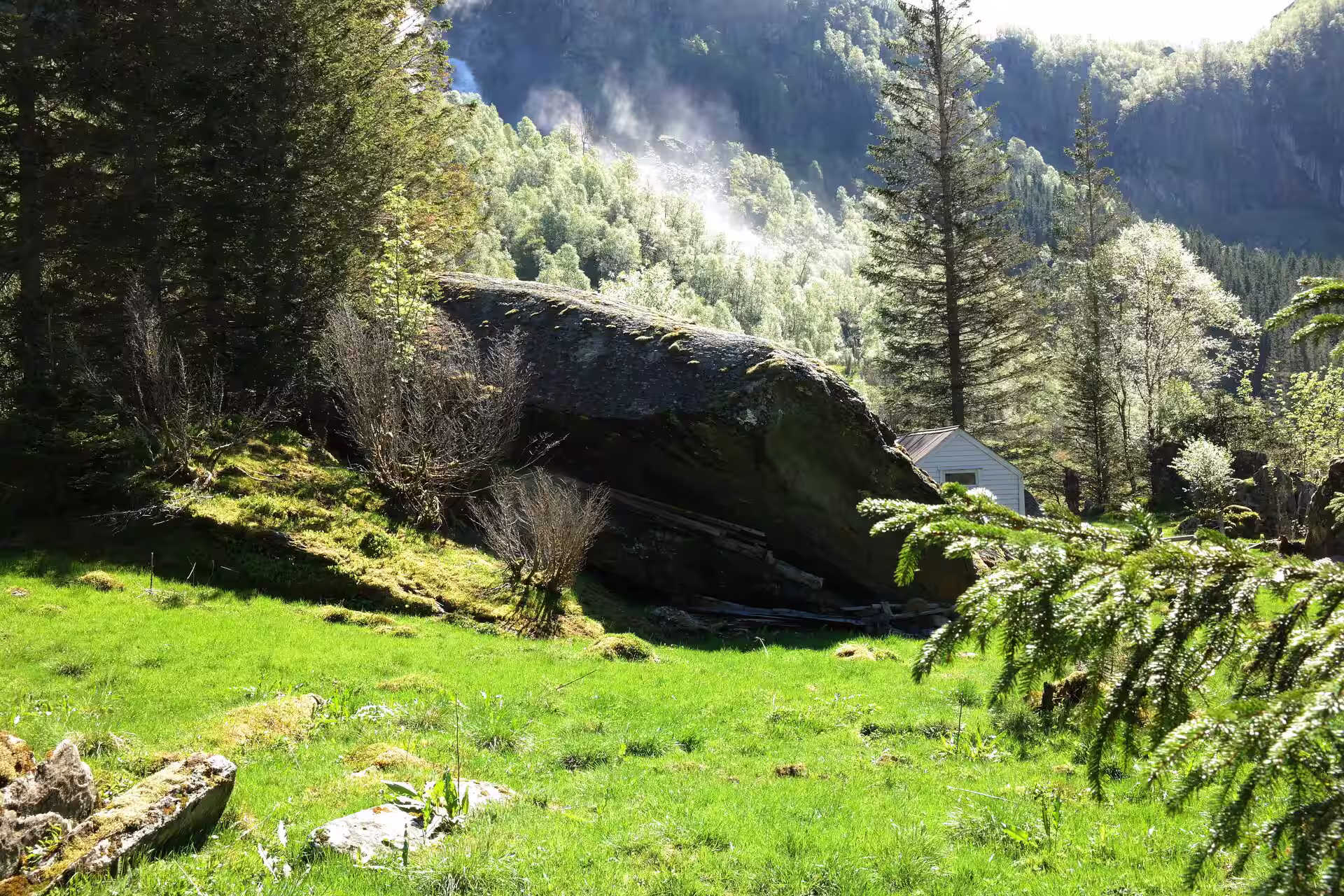 Bouldering in Auvergne-Rhône-Alpes, France – Best Spots & Local Tips