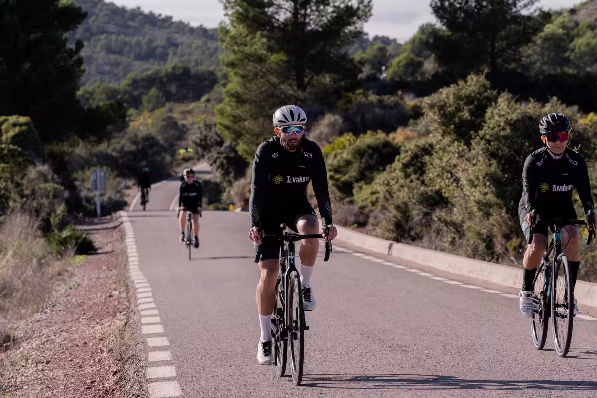 Cyclisme sur route en Estrémadure, Espagne – Routes désertes, collines vallonnées et pure liberté panoramique