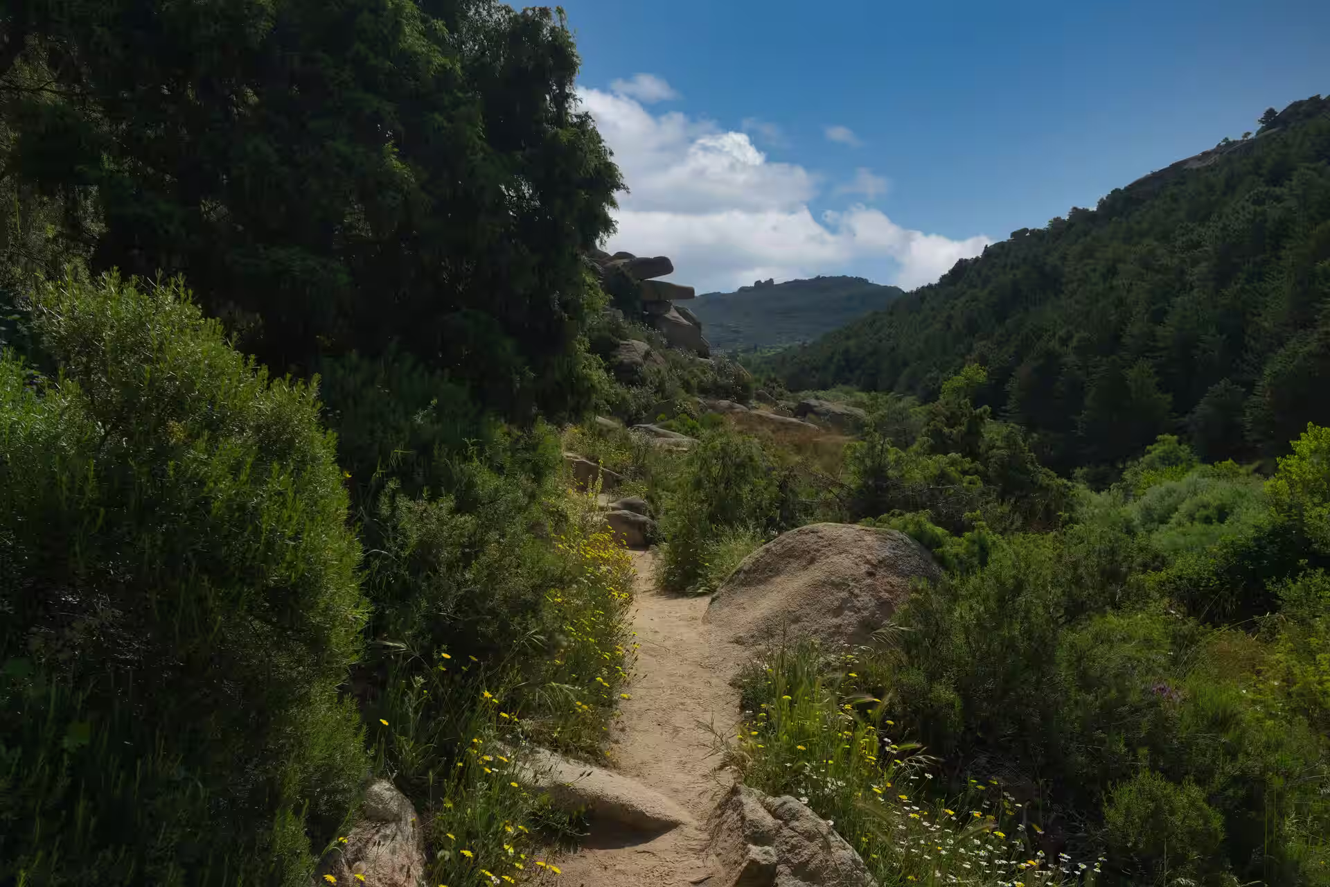Trailrunning in Extremadura, Spanien – Wilde Bergrücken, versteckte Täler und authentische Routen