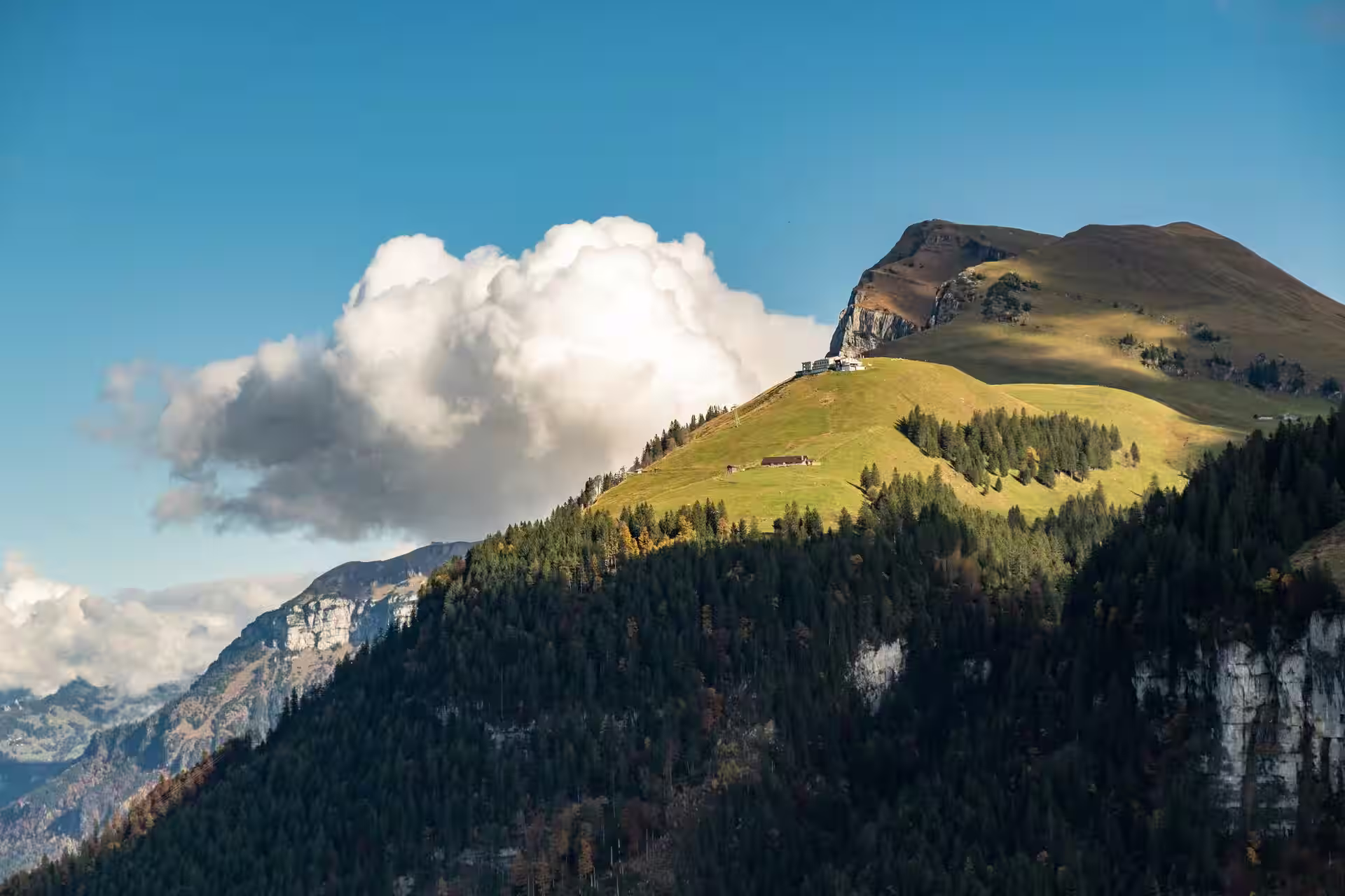 Explore the outdoors of Nidwalden, Switzerland with local guides