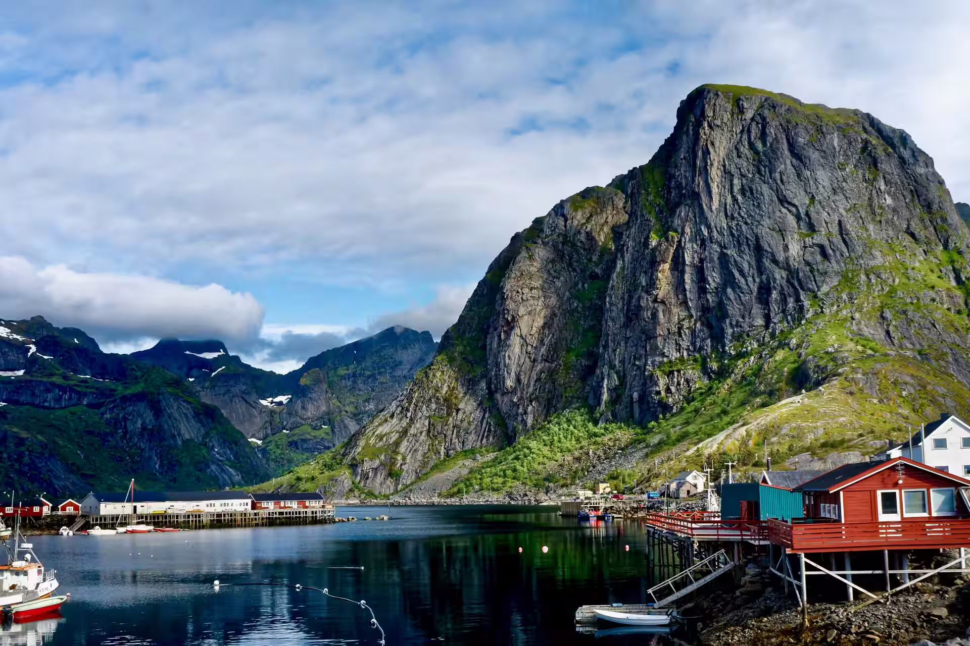 Klettern in Nordland, Norwegen – Granitwände, arktische Meeresfelsen und alpine traditionelle Abenteuer