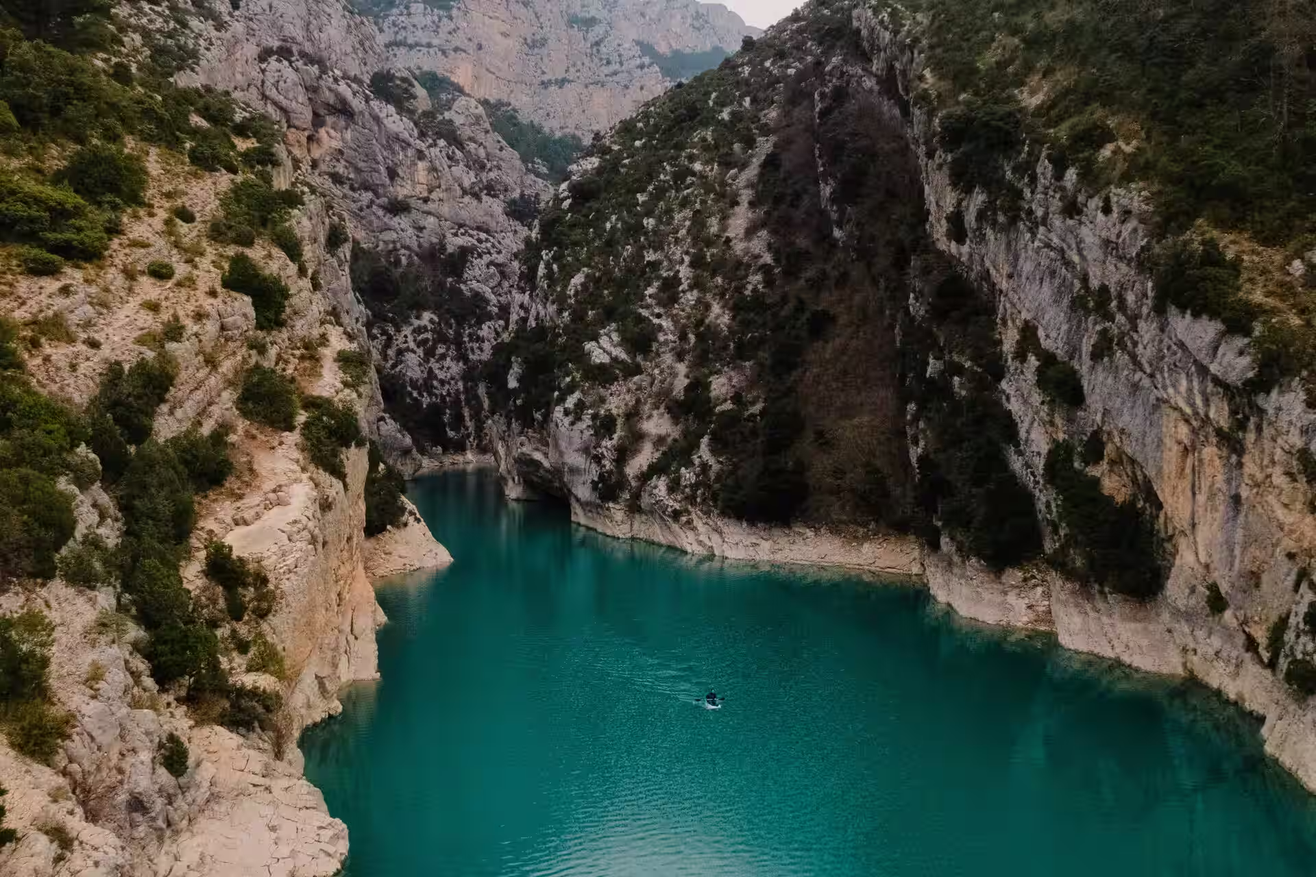 Kayaking in Provence-Alpes-Côte d’Azur, France – Best Routes & Local Tips