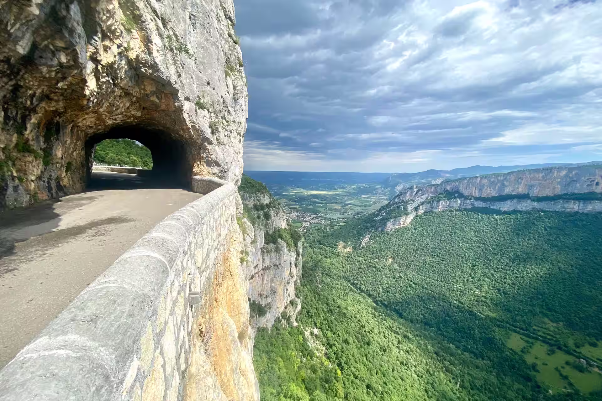 Road Cycling in Provence-Alpes-Côte d’Azur, France – Best Routes & Local Tips