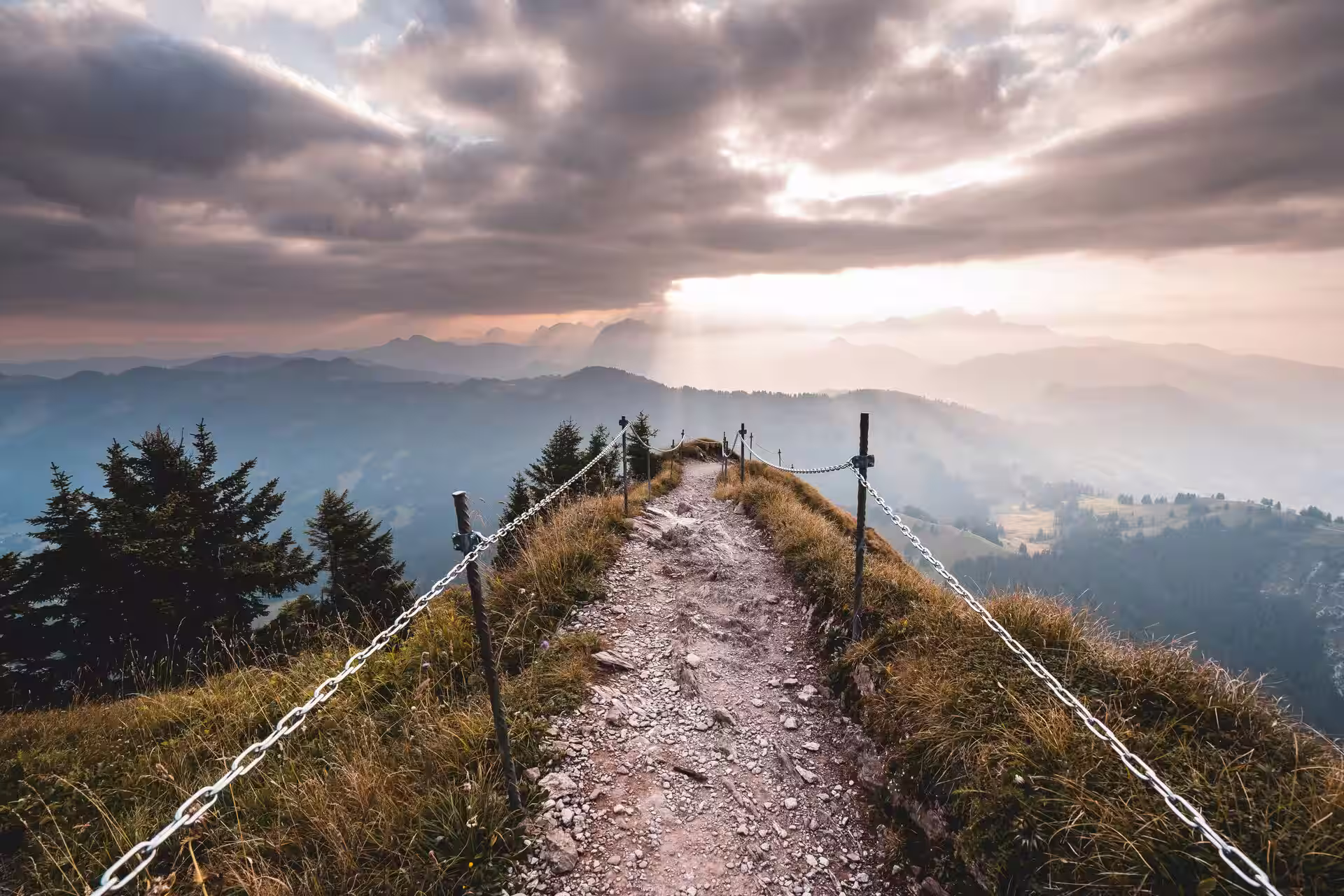 Hiking in Schwyz, Switzerland – Best Spots & Local Tips
