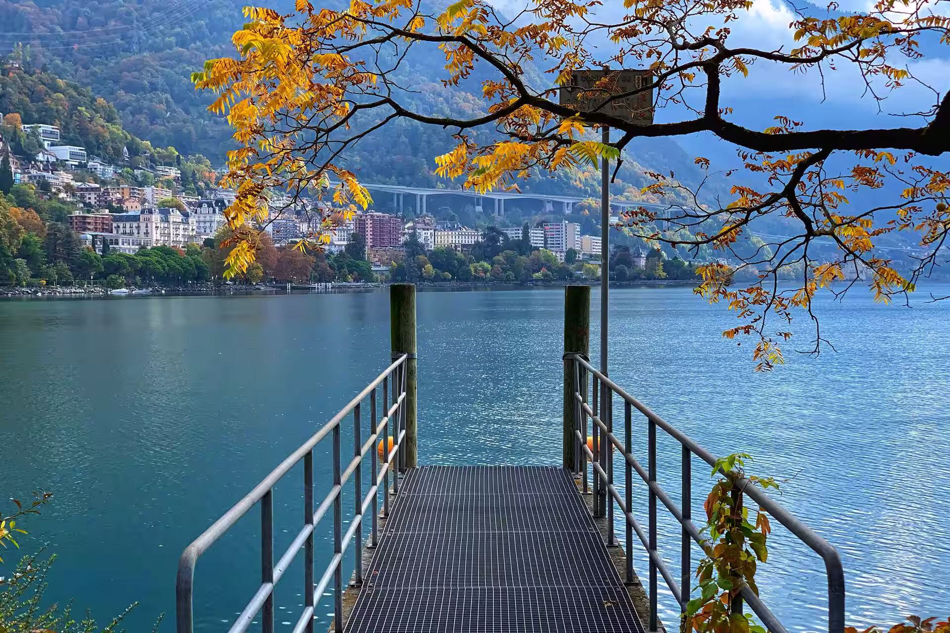 Stand Up Paddle in Vaud, Switzerland – Paddle Across Lakes & Scenic Shores