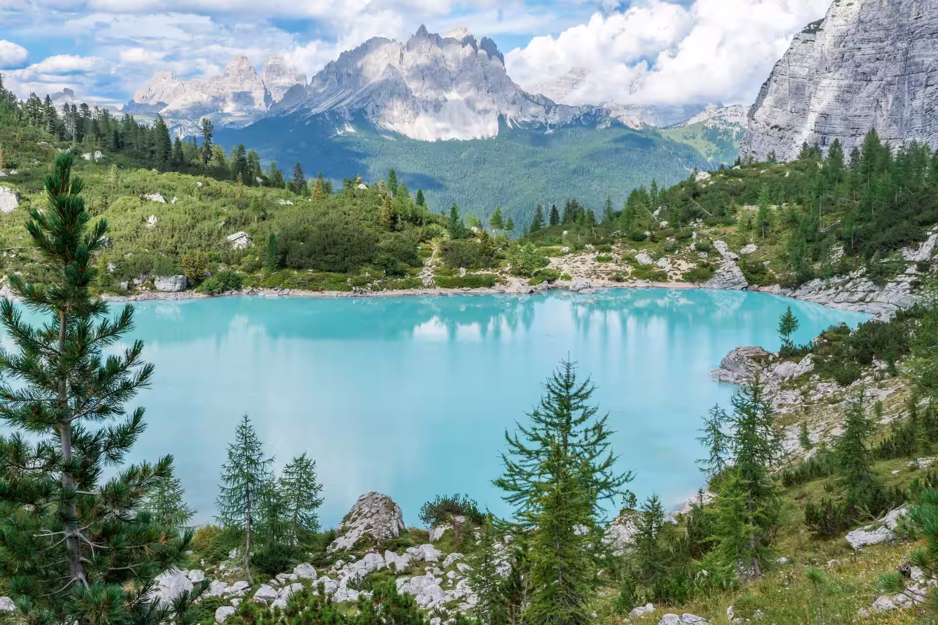 Explore the outdoors of Veneto, italy with local guides